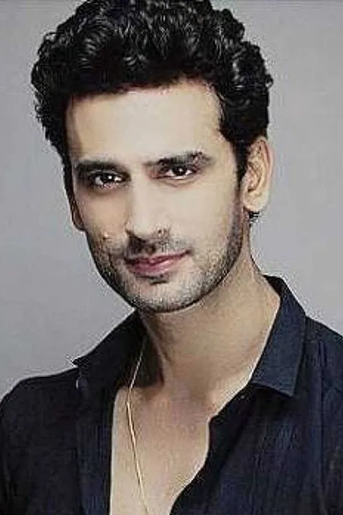 Manoj Chandila — personaje: Vikram Singh/Arjun