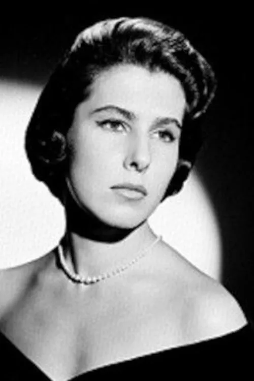 Esteban Franco ha trabajado con Manola Saavedra en 1 ocasiones