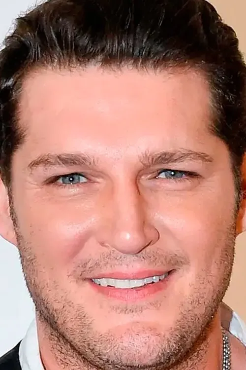 Gisela ha trabajado con Manu Tenorio en 1 ocasiones