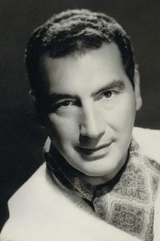 Manuel de Almeida en su biografía y filmografía