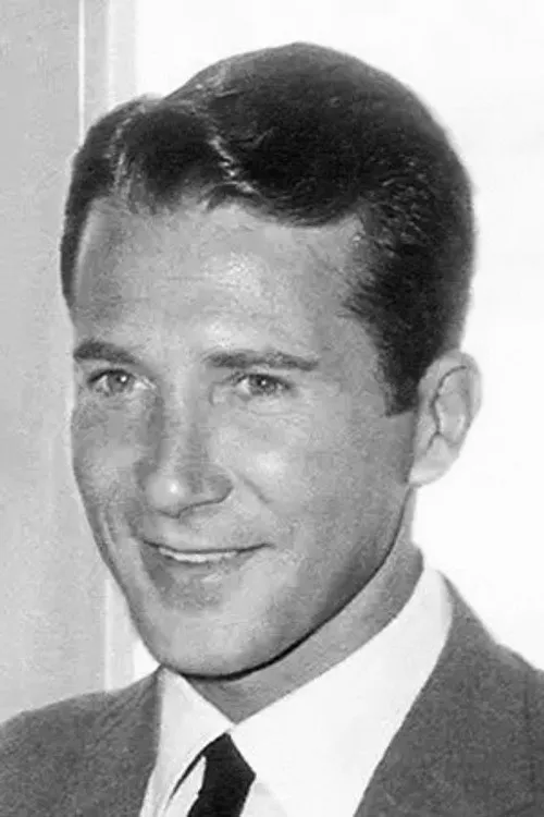 Carlos Arruza ha trabajado con Manuel Dos Santos en 2 ocasiones