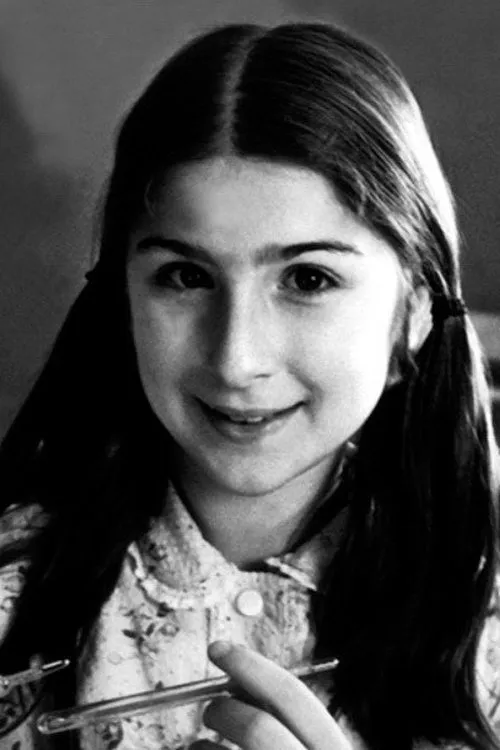 Марьяна Ионесян — personaje: Yulya Gribkova