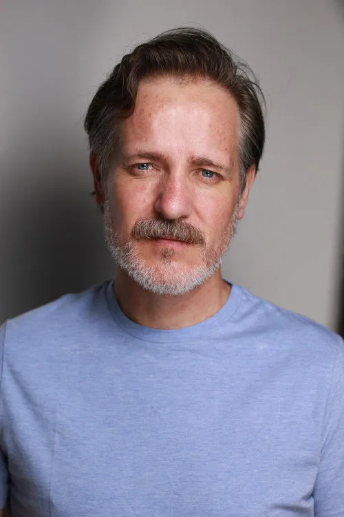 Nicholas Pauling ha trabajado con Marc Pleass en 1 ocasiones