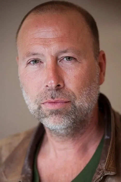 Marc Van Eeghem interpretando a Persyn