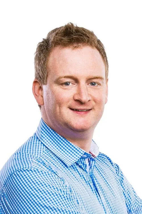 Jakub Spišák ha trabajado con Marcel Šály en 1 ocasiones