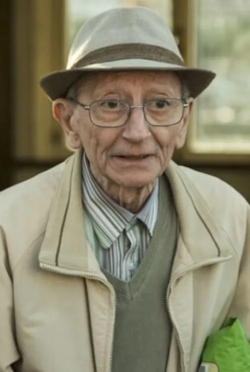 Marcello Marziali interpretando a Gino Rimediotti