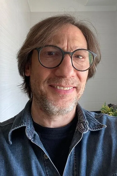 Marco de Camillis en su biografía y filmografía