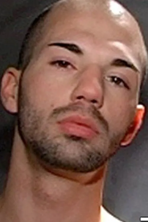 Marco Di Lucca interpretando a 