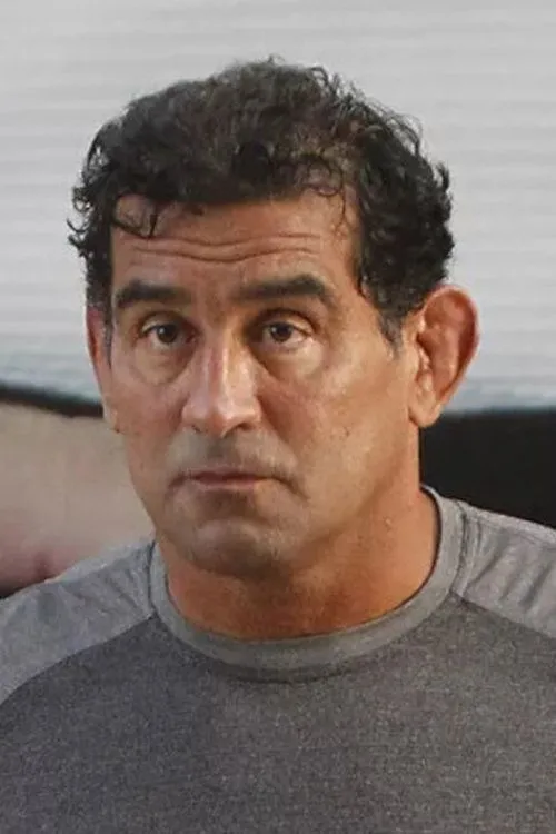 Gareth Myles ha trabajado con Marco Ruas en 1 ocasiones