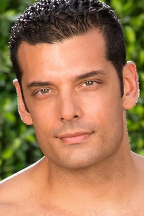 Marcus Ruhl interpretando a