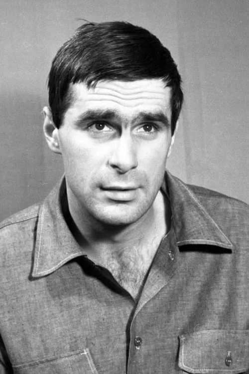 Marek Perepeczko interpretando a Aldek Piwko