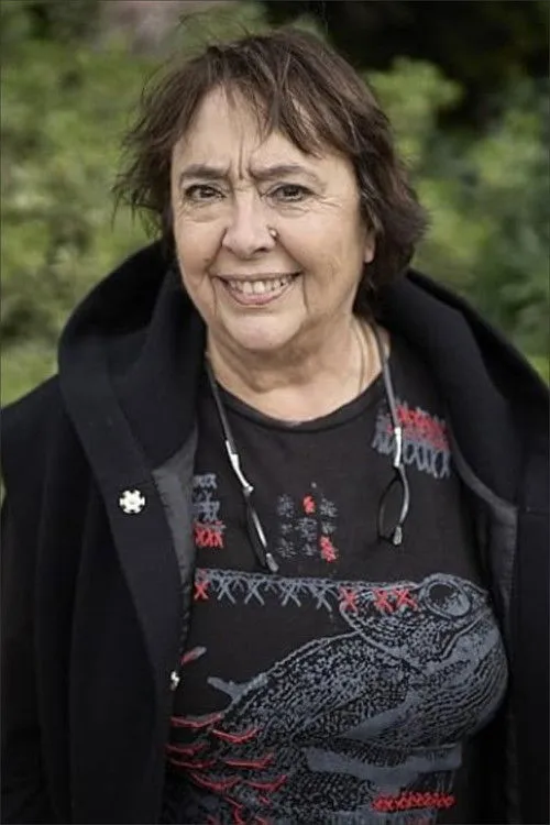 Sónia Guimarães ha trabajado con Margarida Gil en 1 ocasiones