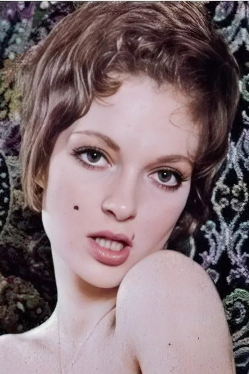 Robin Stone ha trabajado con Margot Devletian en 1 ocasiones