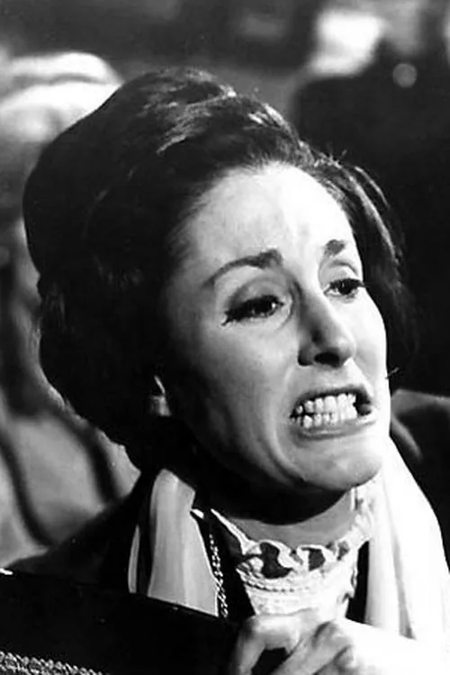 Margot Hartman interpretando a Vivian Sinclair