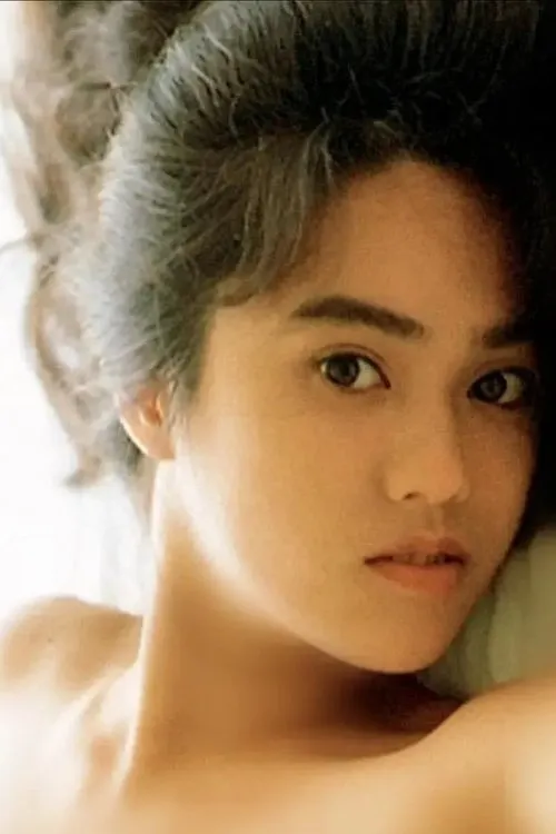 Mari Somei interpretando a Eri