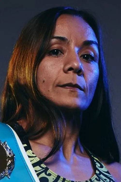 Maria Cecilia Roman interpretando a Self