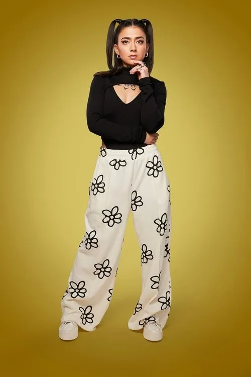 María Cristina de Angulo Botero — personaje: María Cristina "Makis" de Angulo