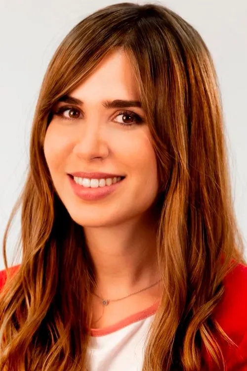 María Gómez — personaje: Self - Panelist