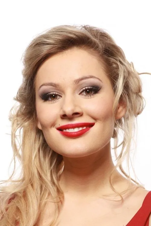 Мария Кожевникова interpretando a Selma