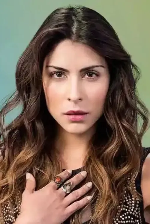 Dani Rebollo ha trabajado con María León en 1 ocasiones