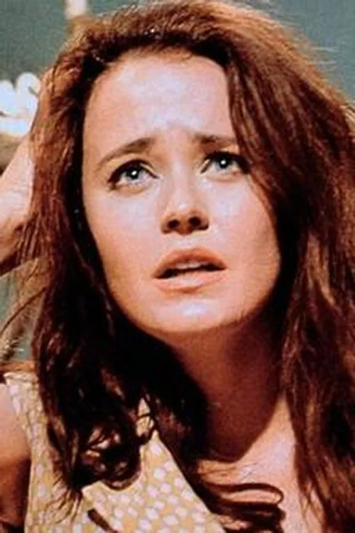 Marianne Hoffmann interpretando a Karin Steffen (archive footage)