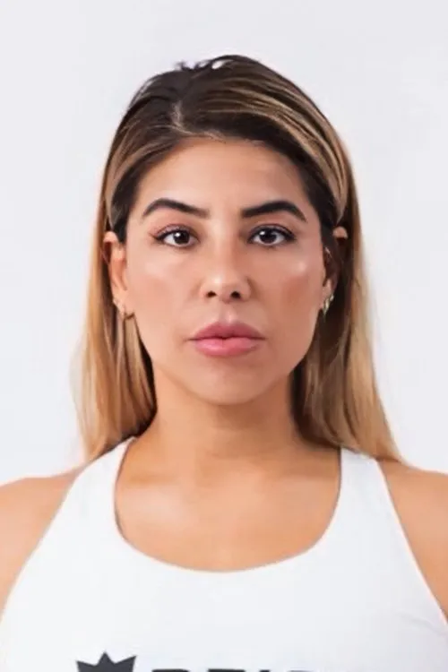 Maricela Cornejo interpretando a Self