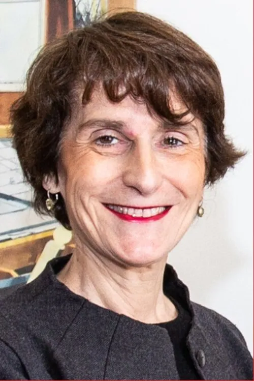 Marie-Christine Lemardeley interpretando a Self, professor of English literature