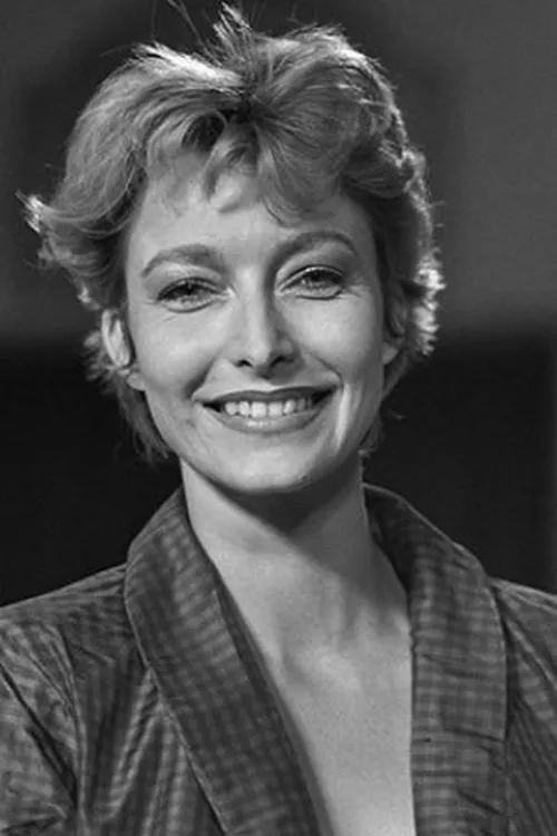 Marie Kooyman interpretando a Agnes Ballen