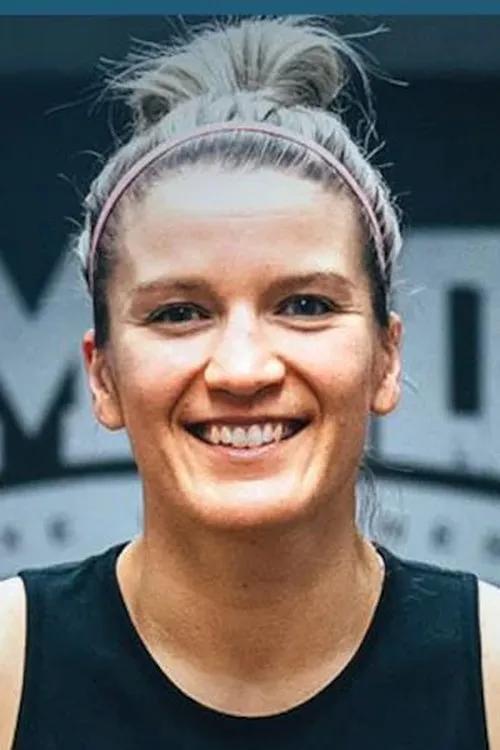 Marie-Pier Houle interpretando a Self