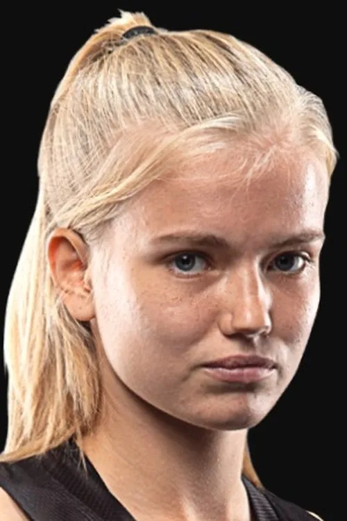 Pongsiri P.K.Saenchai ha trabajado con Marie Ruumet en 1 ocasiones