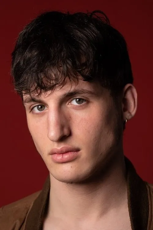 Jr Maddripp ha trabajado con Marin Judas en 1 ocasiones