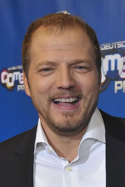 Mario Barth interpretando a Gefängnisinsasse