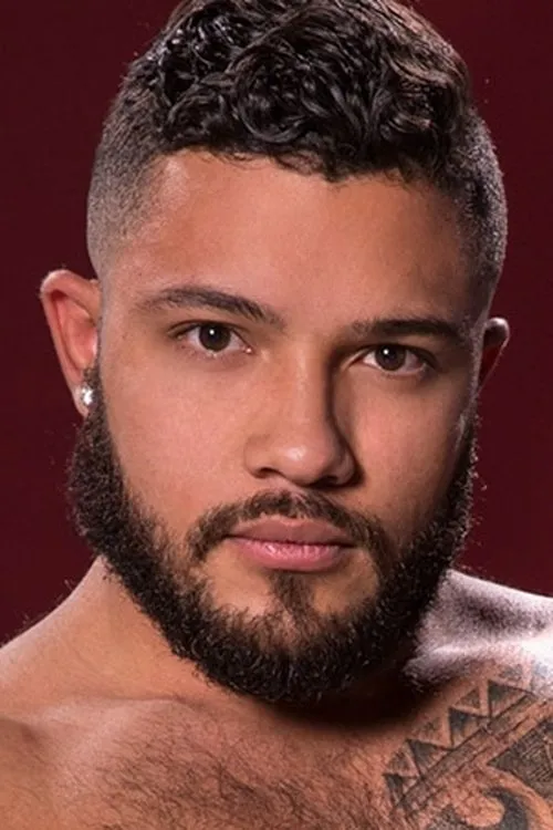 Mario Cruz interpretando a 