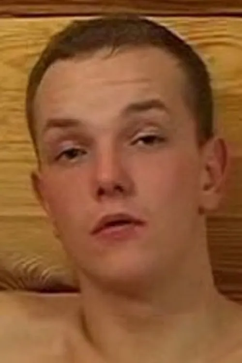 Mario Fox interpretando a