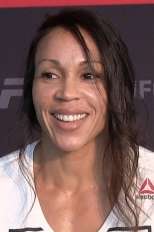 Marion Reneau interpretando a Self