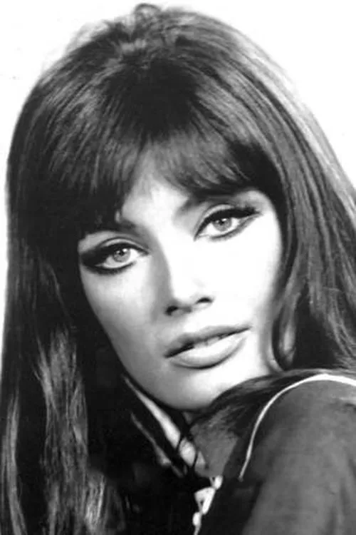 Marisa Mell interpretando a Isabelle
