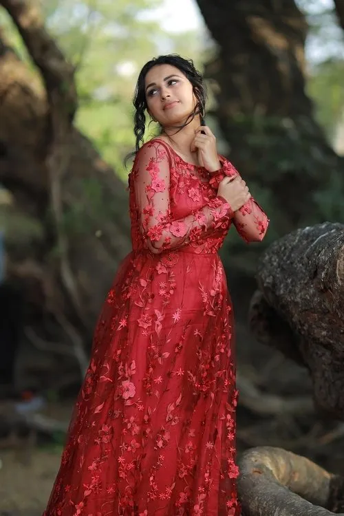 Abishek Joseph George ha trabajado con മരിയ വിൻസെൻ്റ് en 1 ocasiones