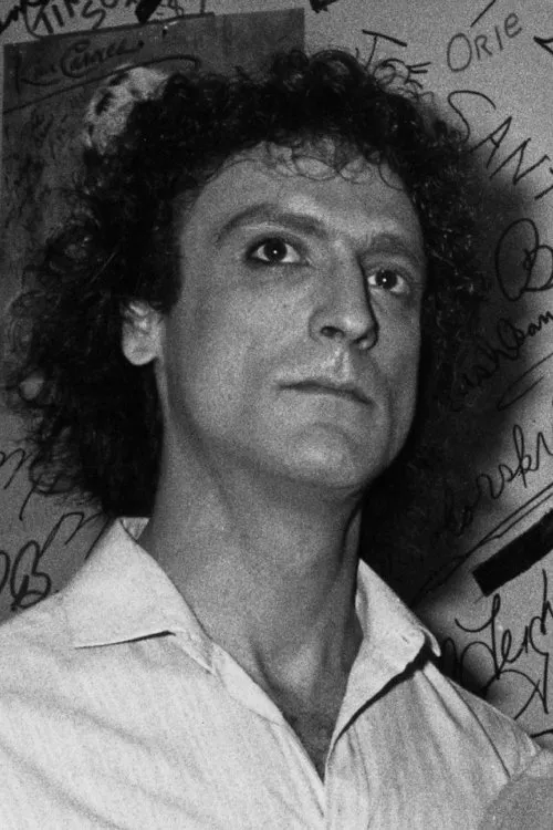 Mark Blankfield interpretando a Bob Frankenheimer alias Bob Frankenstein