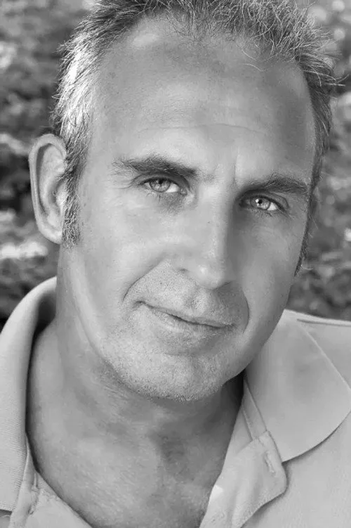 Harry Carson ha trabajado con Mark Fauser en 1 ocasiones