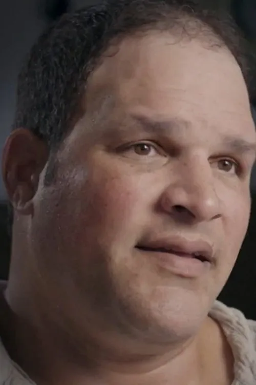 Mark Kerr interpretando a Self