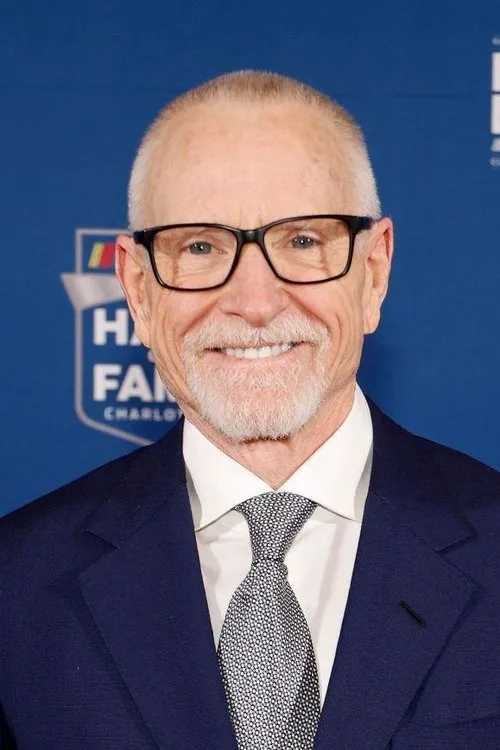 Jimmie Johnson ha trabajado con Mark Martin en 2 ocasiones