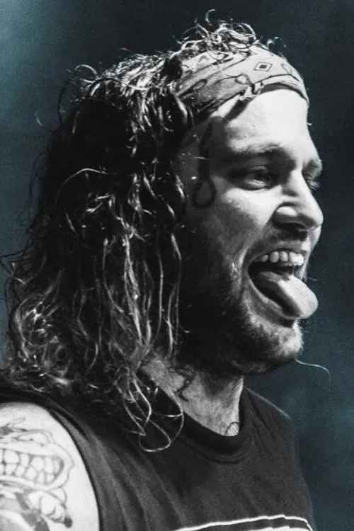 Mark Pobanz interpretando a Markus Crane