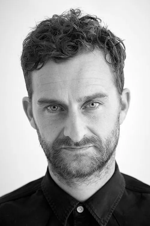 Jamie Cho ha trabajado con Mark Stobbart en 1 ocasiones