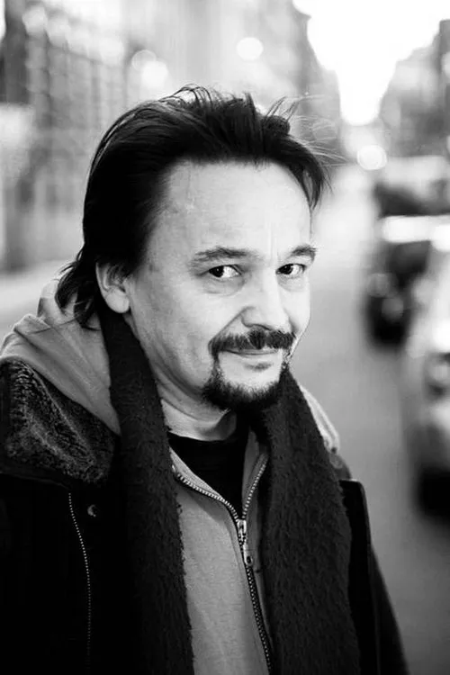 Markku Halme interpretando a Henkka