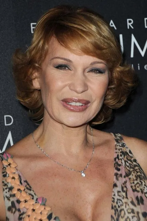 Víctor Serrano ha trabajado con Marlene Mourreau en 1 ocasiones