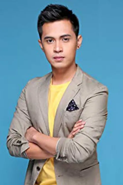 Marlo Mortel interpretando a 