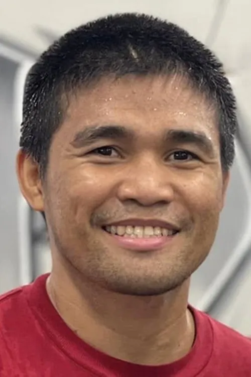 Marlon Tapales interpretando a Self