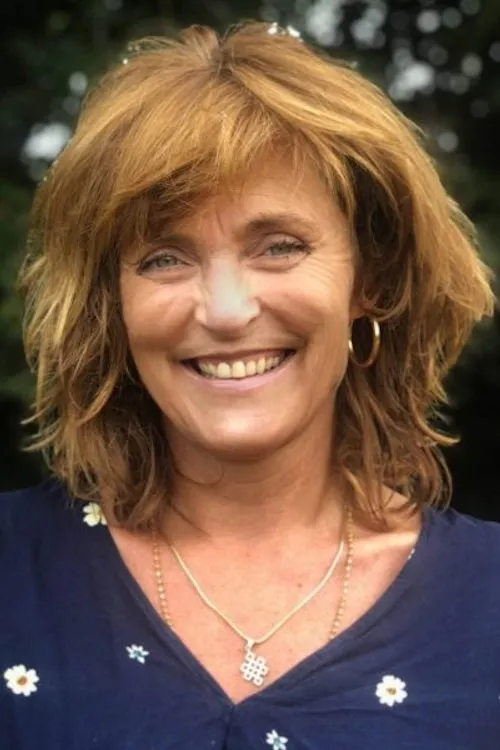 Marnie Blok interpretando a Mea