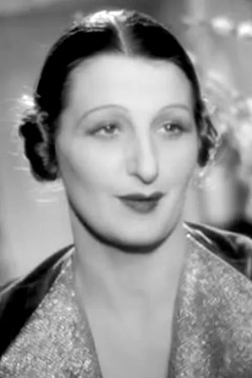 Lucienne Laurence ha trabajado con Marthe Mellot en 2 ocasiones