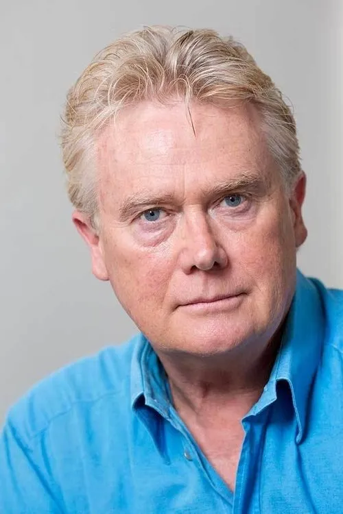 Martin Portus interpretando a Graham Finley